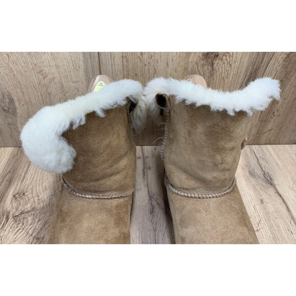 UGG Australia Bailey Winter Boots Pull On Button 5803 Brown Women Size 8 M - Picture 8 of 16